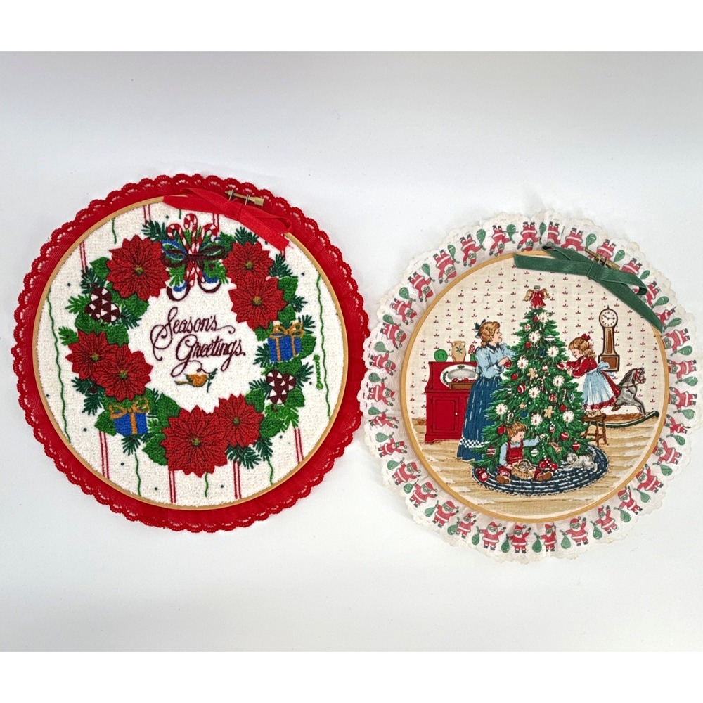 VTG Christmas Hoop Wall Hangings set 2 Wreath Poinsetta Victorian Tree Grandma